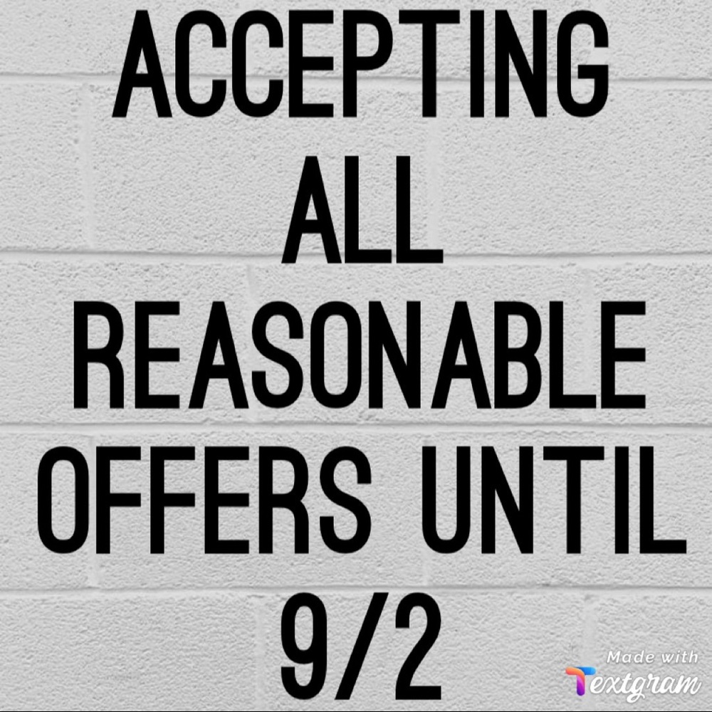 ‼️ Make Me An Offer Until 9/1 ‼️ Shipping Out 9/2
